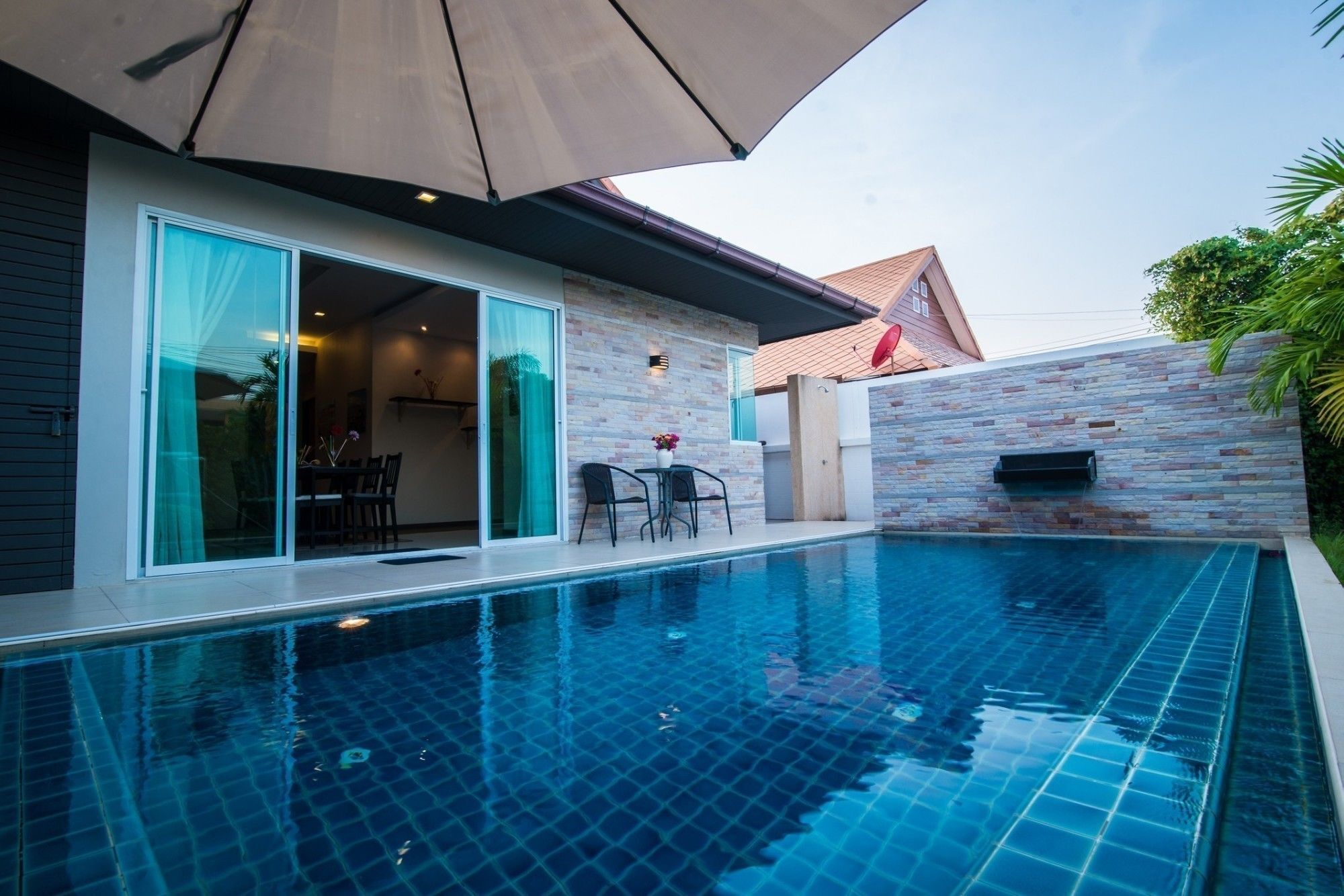 The Ville Deluxe Modern Pool Villa パッタヤー エクステリア 写真